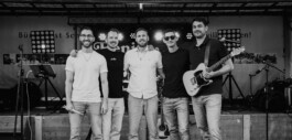 Die fünf Musiker von Benjoe and the Miracles beim Schwabacher Bürgerfest 2026